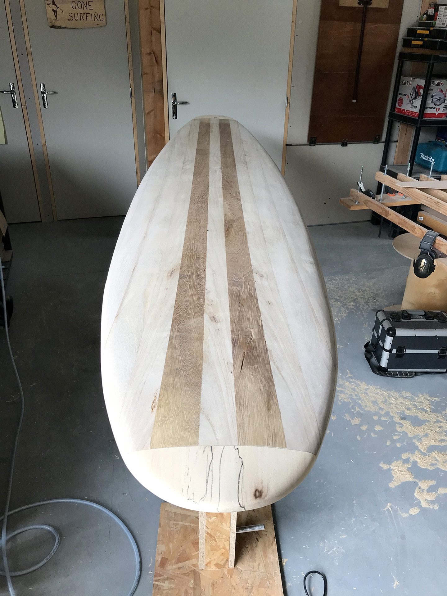 LE PROJET EN COURS : Longboard 9’2 en Paulownia